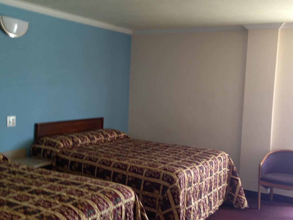 Value Inn Los Angeles Room photo